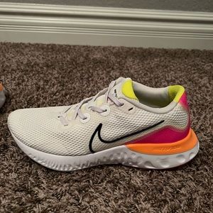 Nike renew neon cross trainers